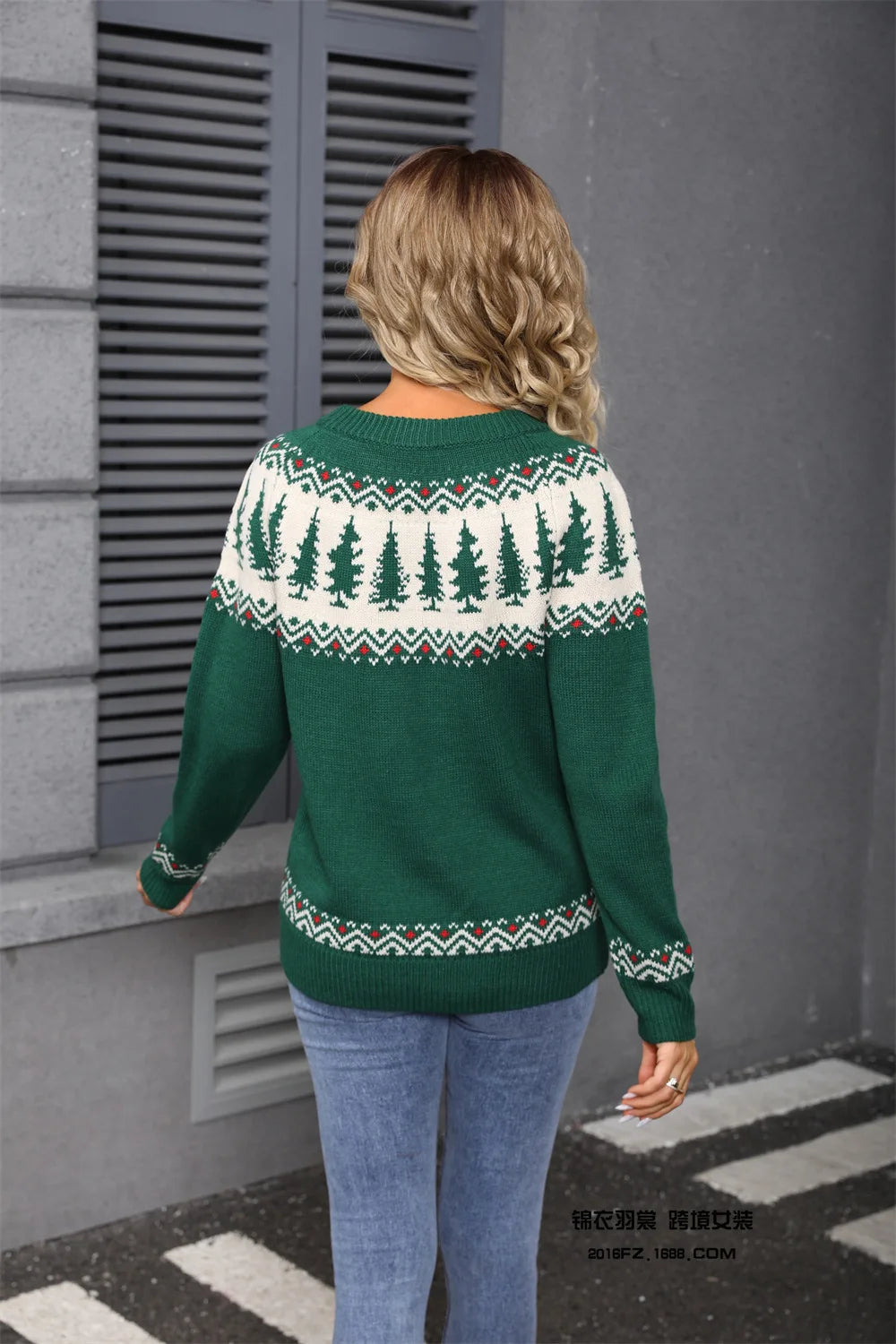 2025 Winter New Christmas Sweater Womens Round Neck Jacquard Tree Green Knitwear Holiday Party Pullover