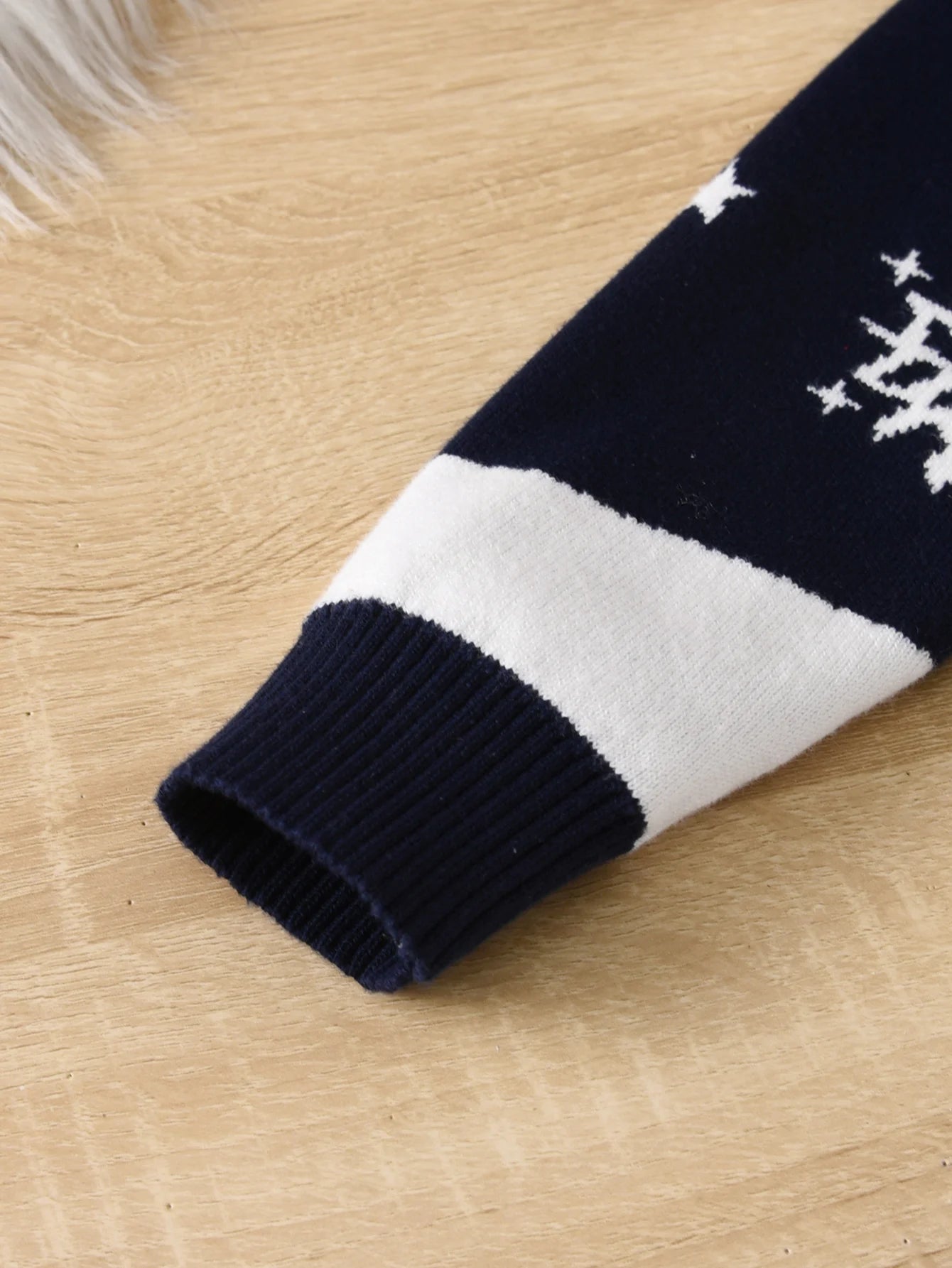 Boys and girls Christmas reindeer sweater long sleeved pullover suitable for parties, daily spring, autumn, winter